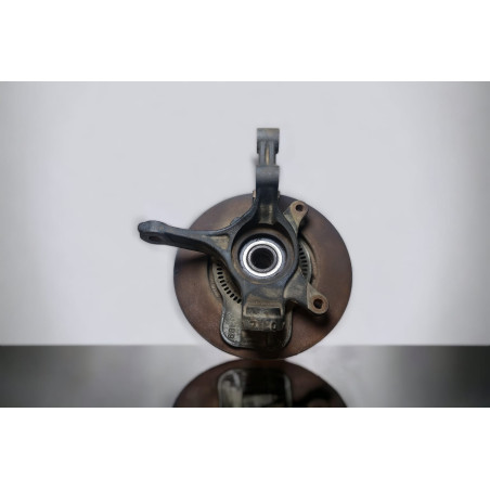 Muñon Con Maza Delantera Izquierda Suzuki New Swift Dzire 2012-2018